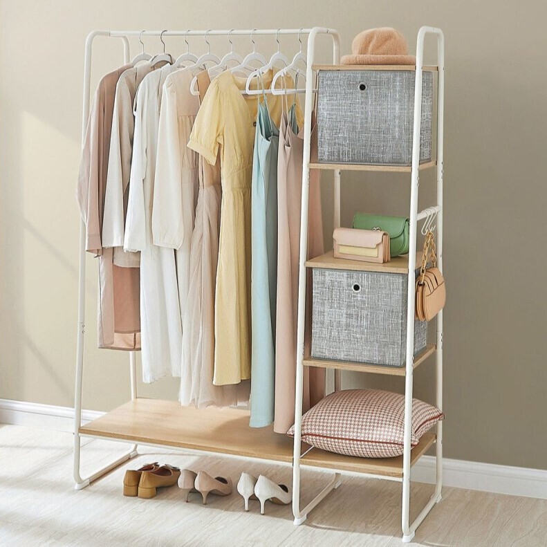 Stojan na oblečenie