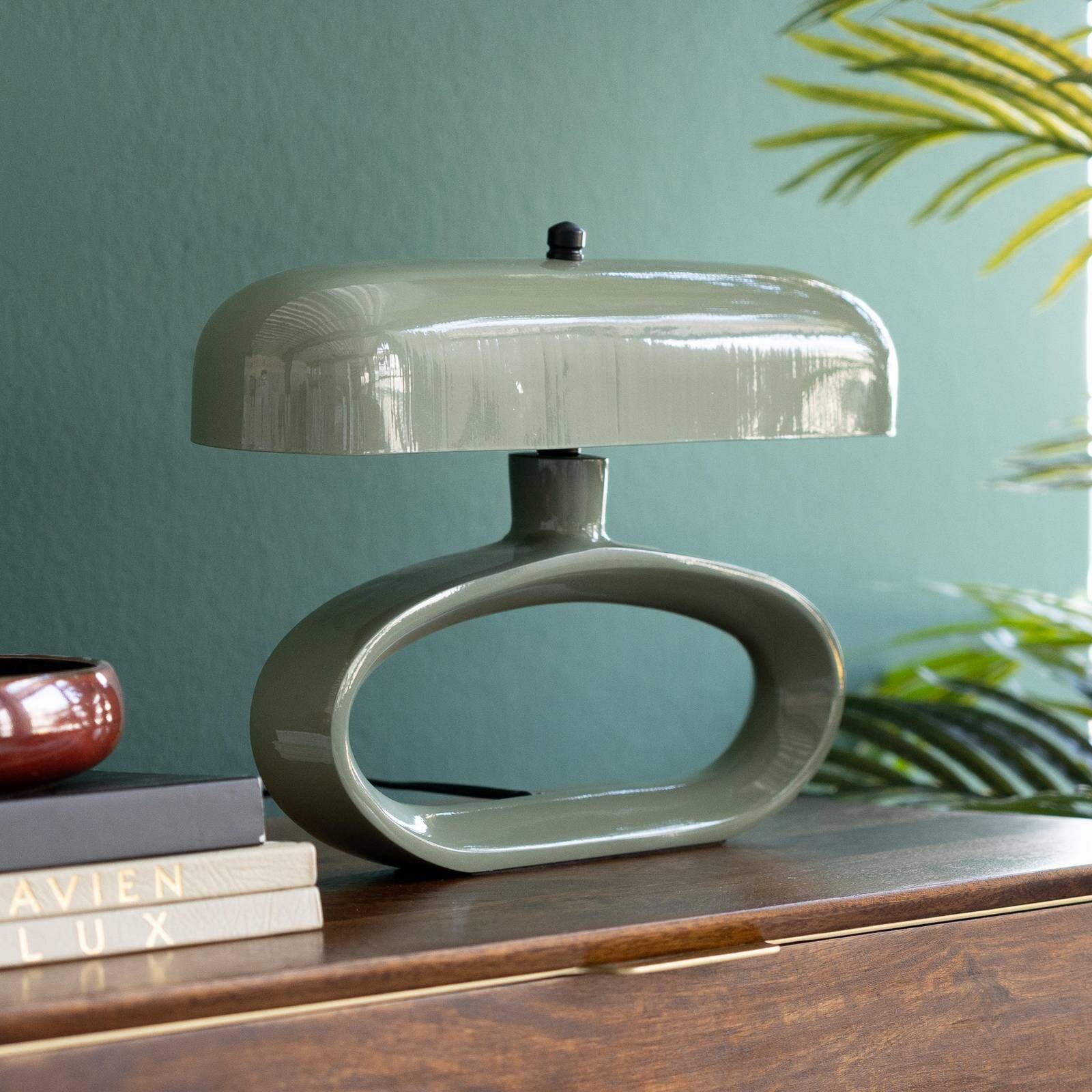 Kare stolová lampa Suki, šalviová zelená, kov, 26 cm, E14