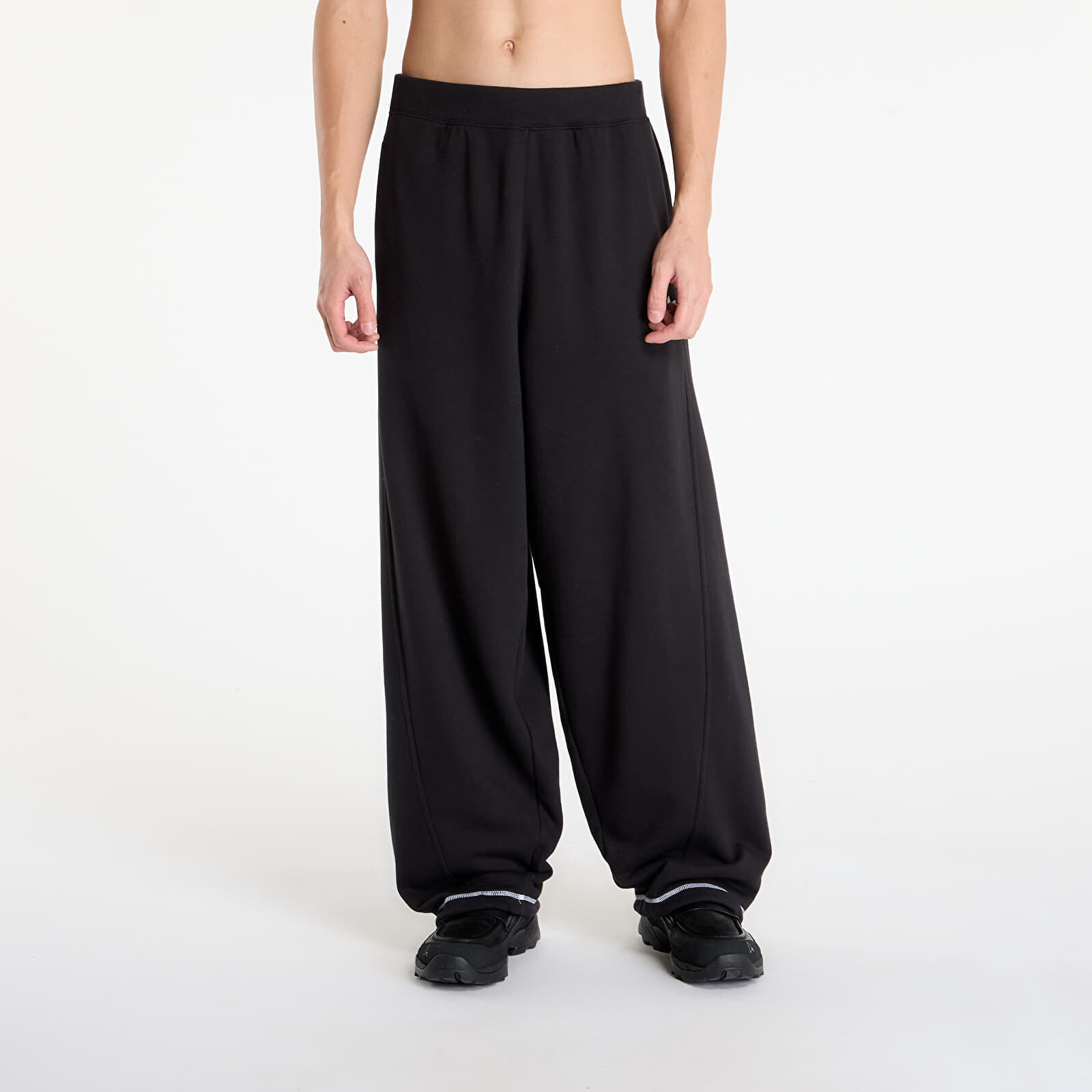 Kalhoty adidas Santa Monica Joggers UNISEX Black XL