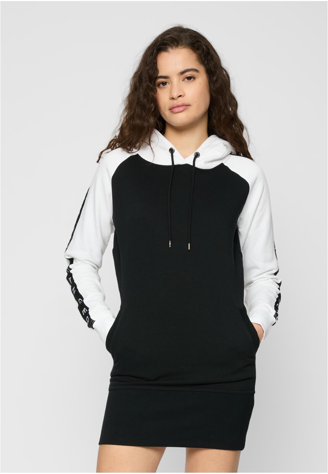 Dámske šaty Dangerous DNGRS BLKWHT