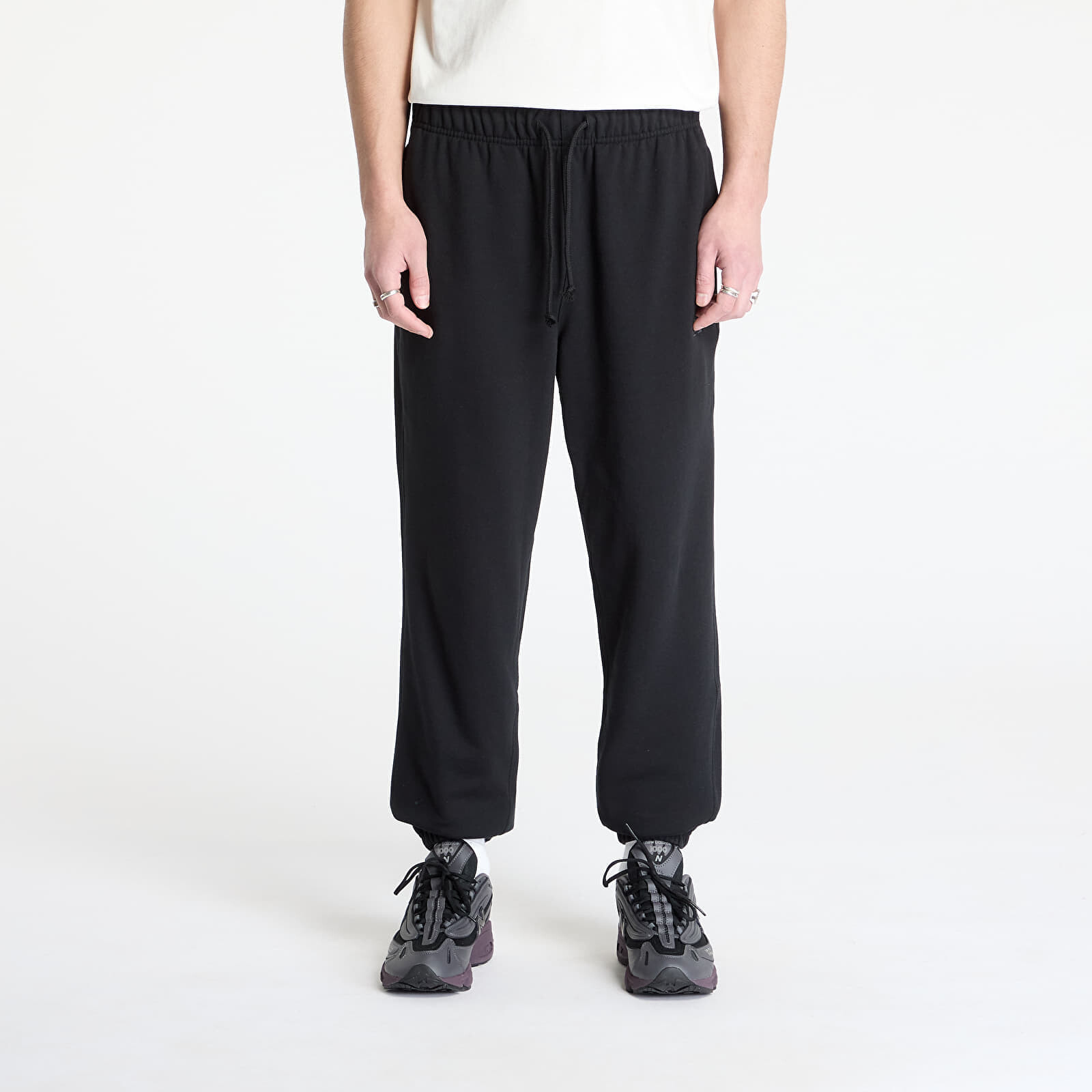 Tepláky New Balance Athletics French Terry Joggers Black L