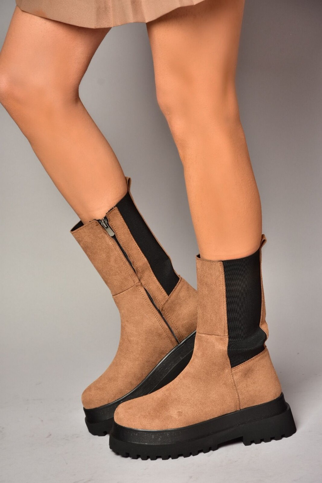 Dámske semišové čižmy Fox Shoes Tan