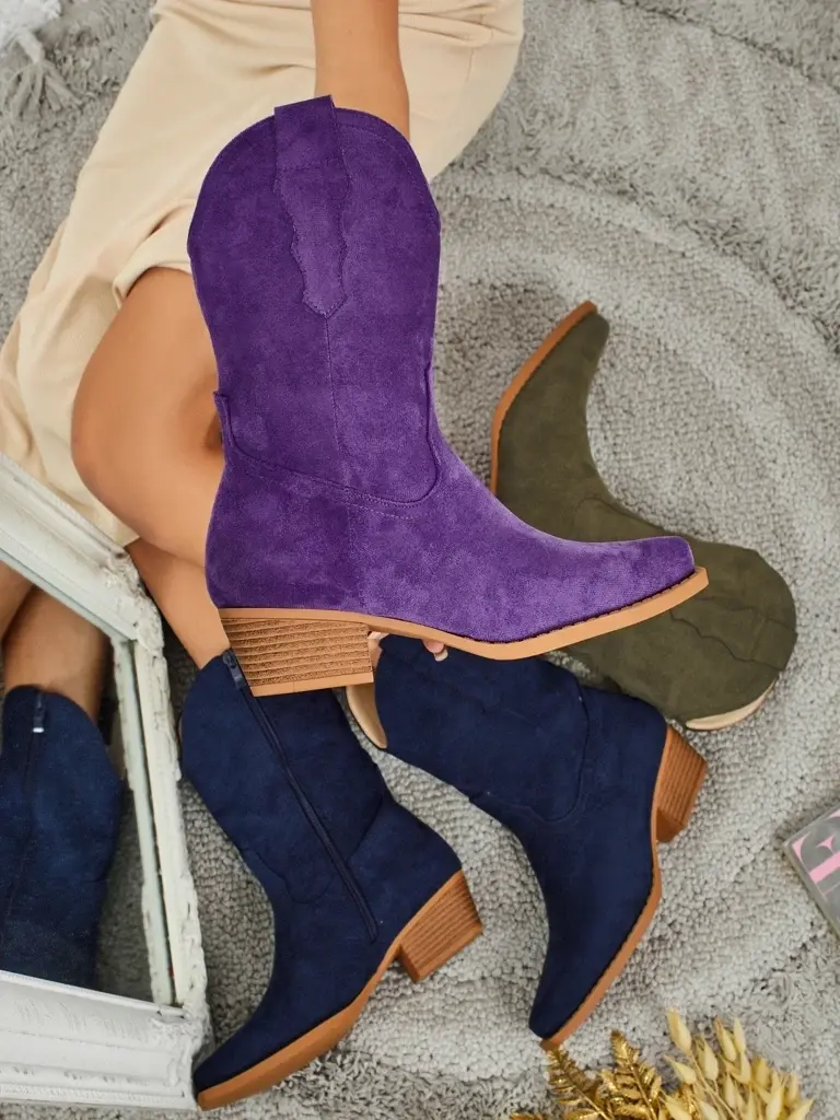 Fialové dámske semišové kovbojské čižmy