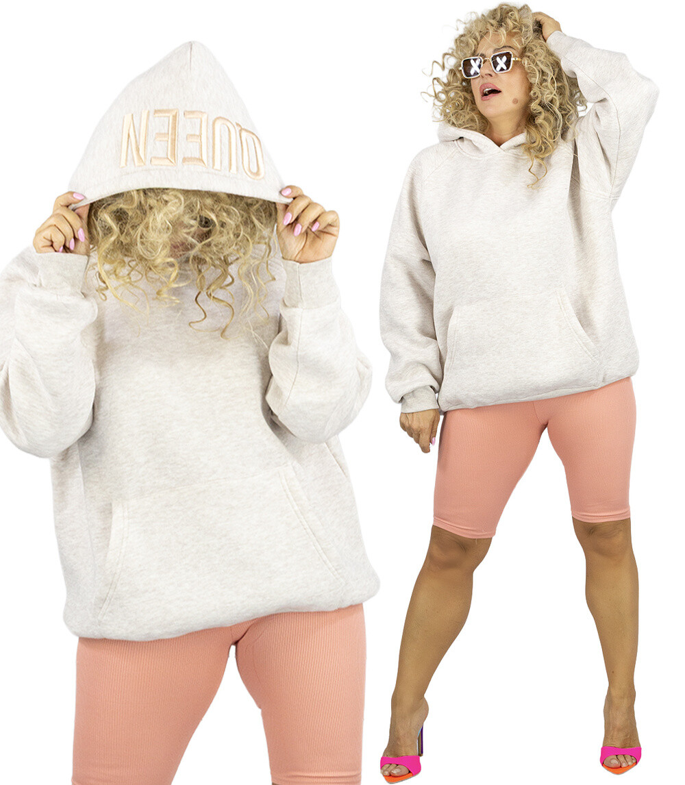 Pri Women's oversize hoodie with QUEEN embroidery
