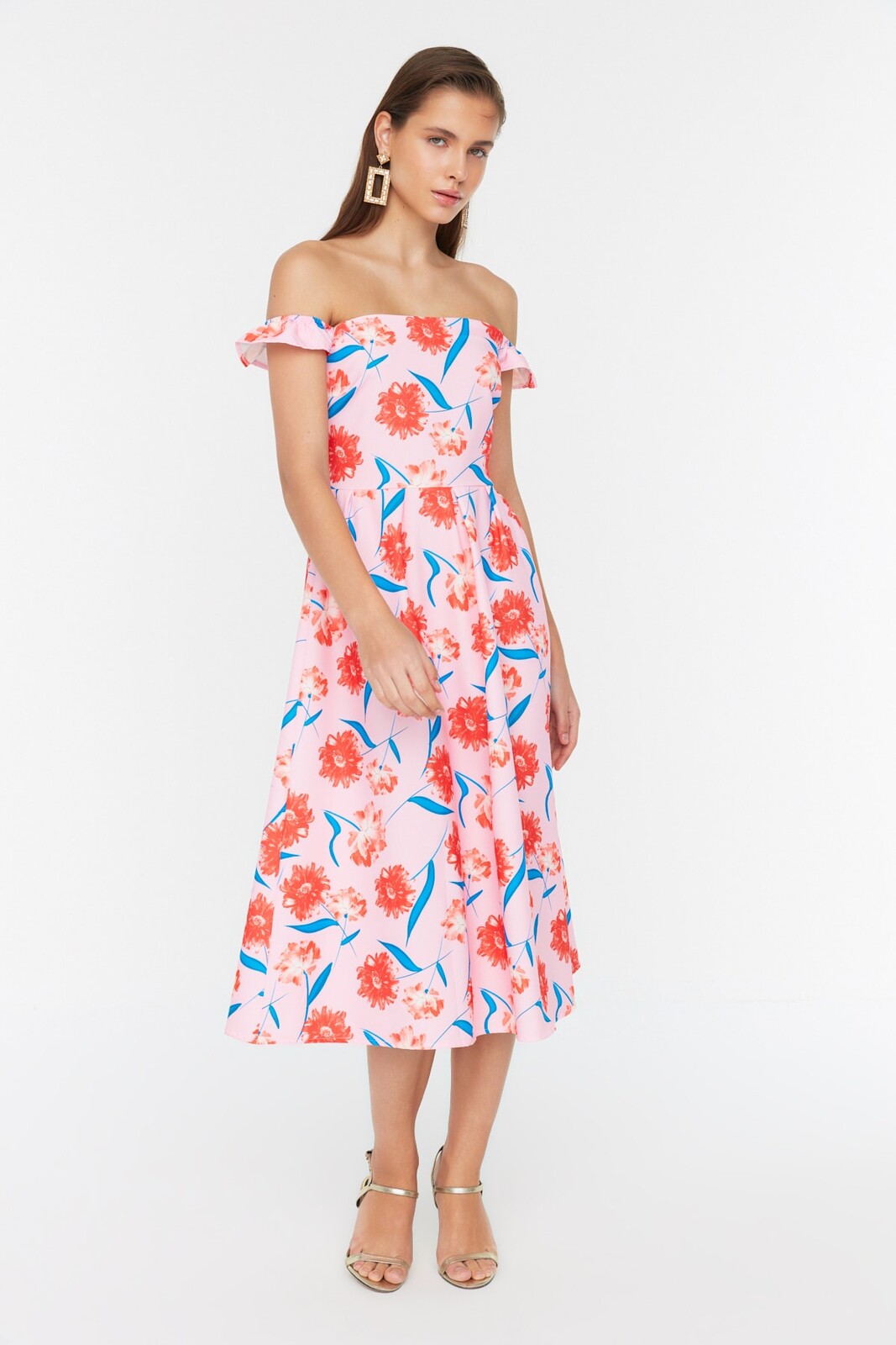 Trendyol viacfarebné šaty s golierom Carmen