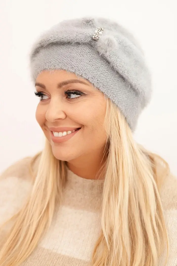 Kesi Dámska zimná čiapka huňatá s ozdobou a kožušinou šedá