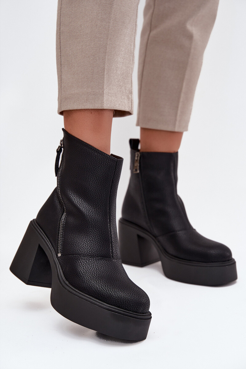 Kožené zateplené dámske čižmy na podpätku a platforme Vinceza