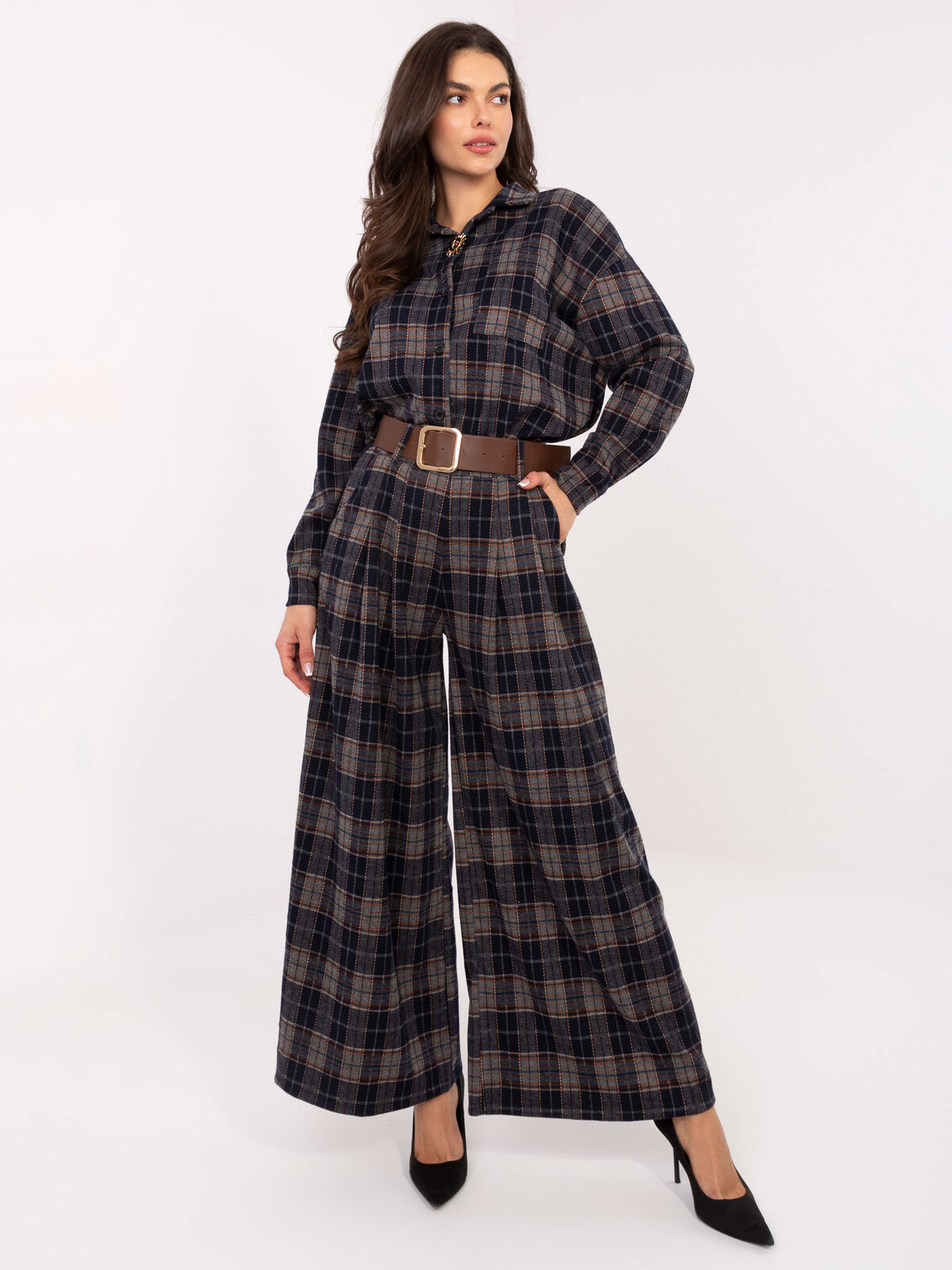 Dlhý károvaný overal s opaskom