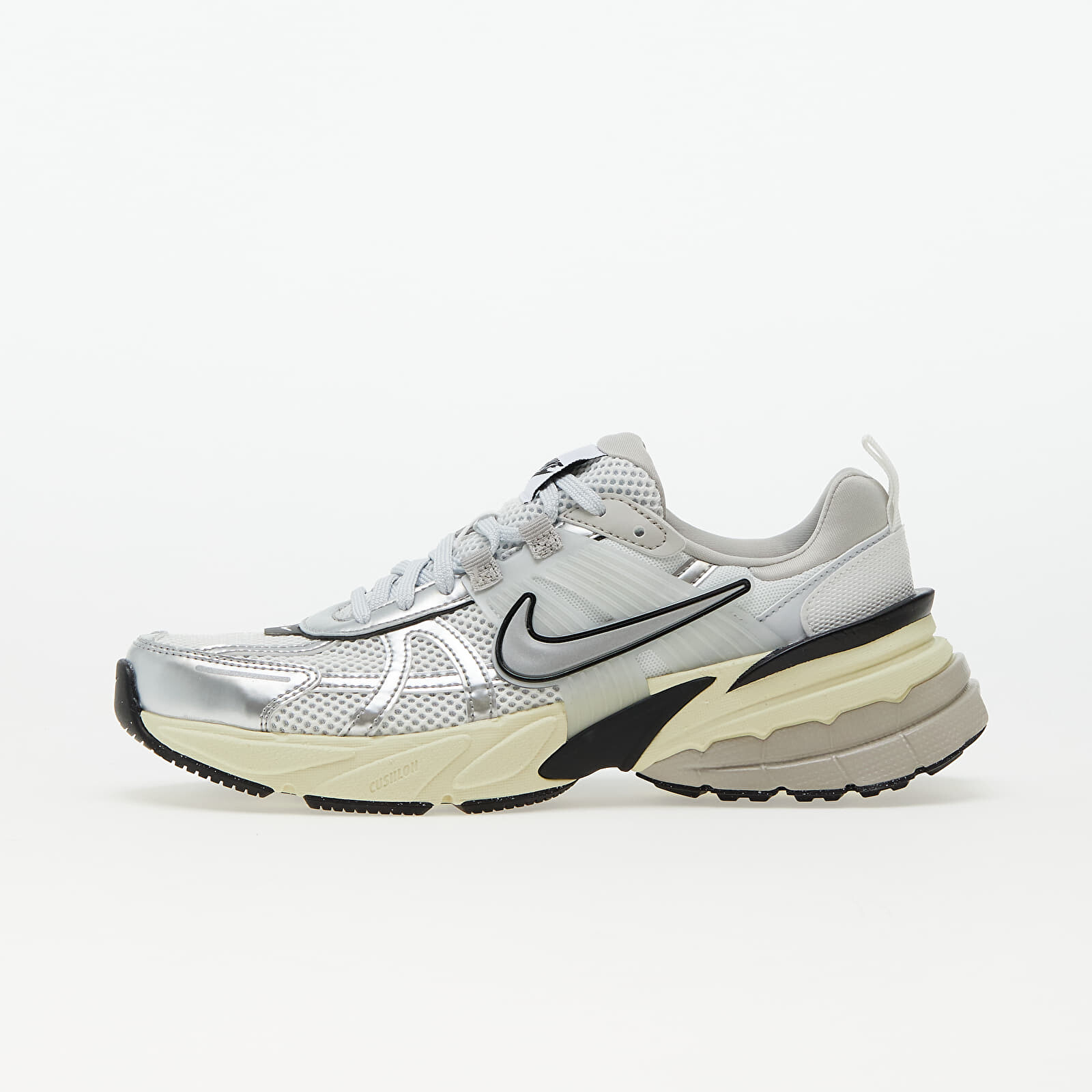 Tenisky Nike V2K Run Summit White/ Metallic Silver EUR 35.5