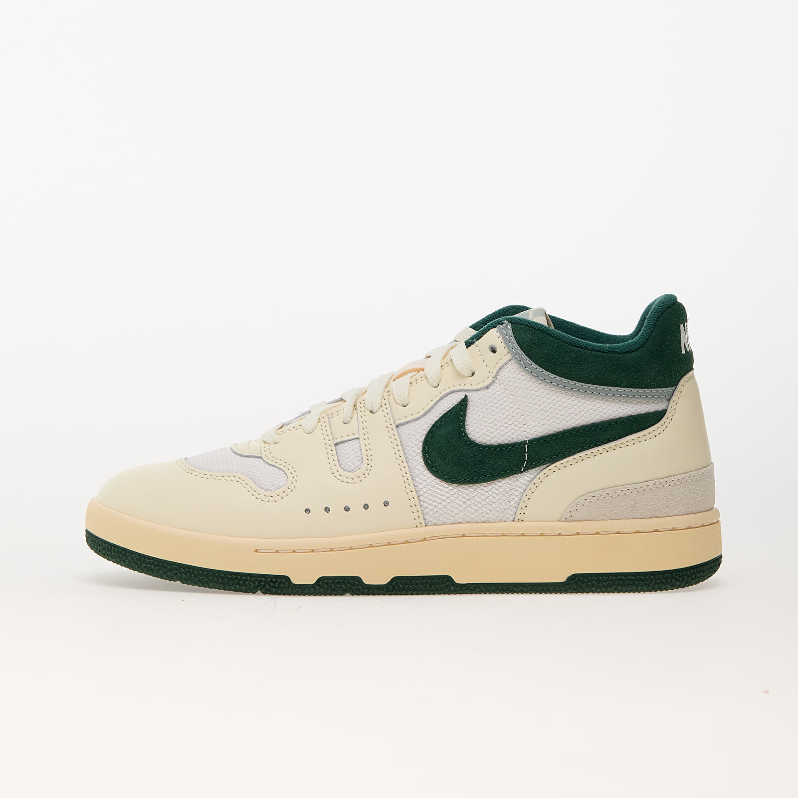 Tenisky Nike Attack Sail/ Fir-Coconut Milk-Pale Vanilla EUR 42.5