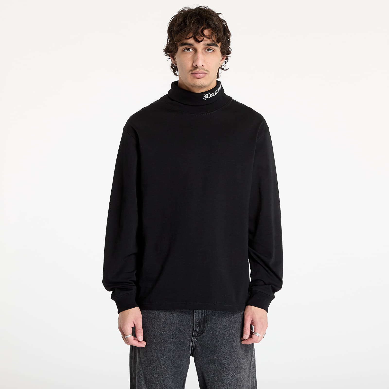 Tričko PLEASURES Satisfaction Turtleneck Black S