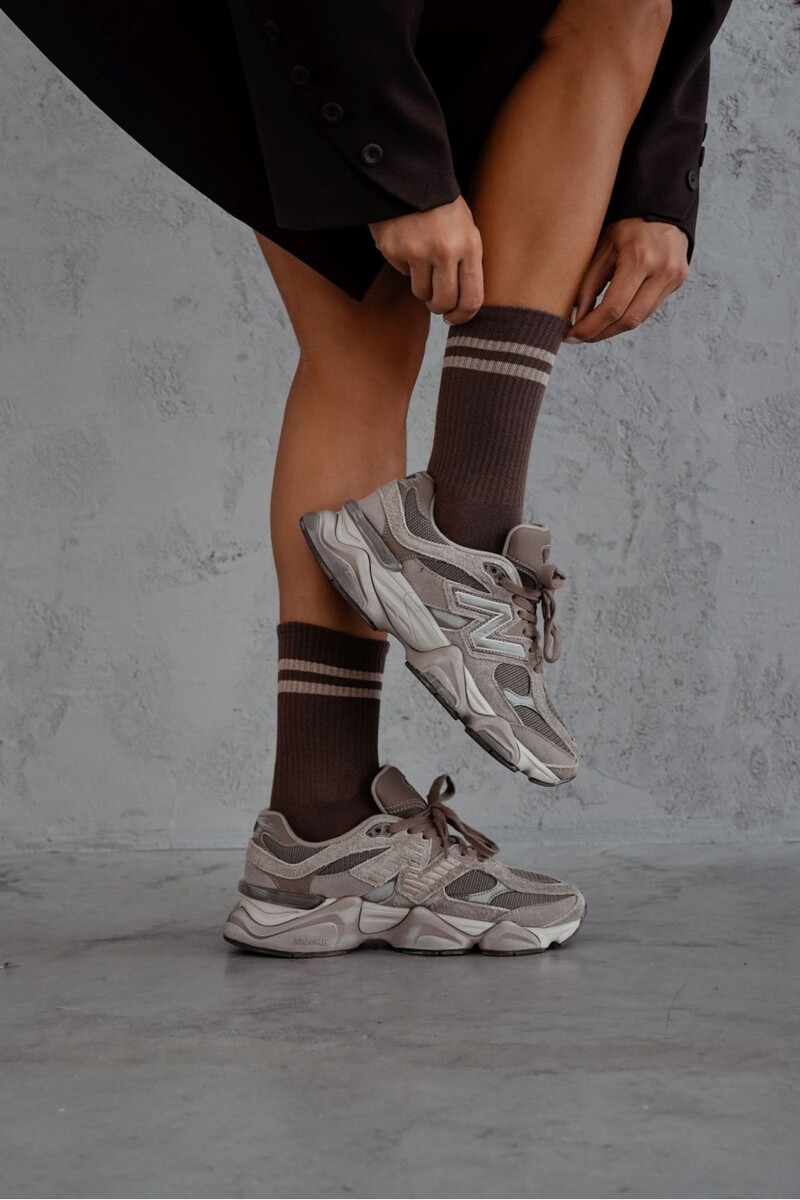 Milena Dámske Ponožky Dve Tenko Prúžky Hnedé