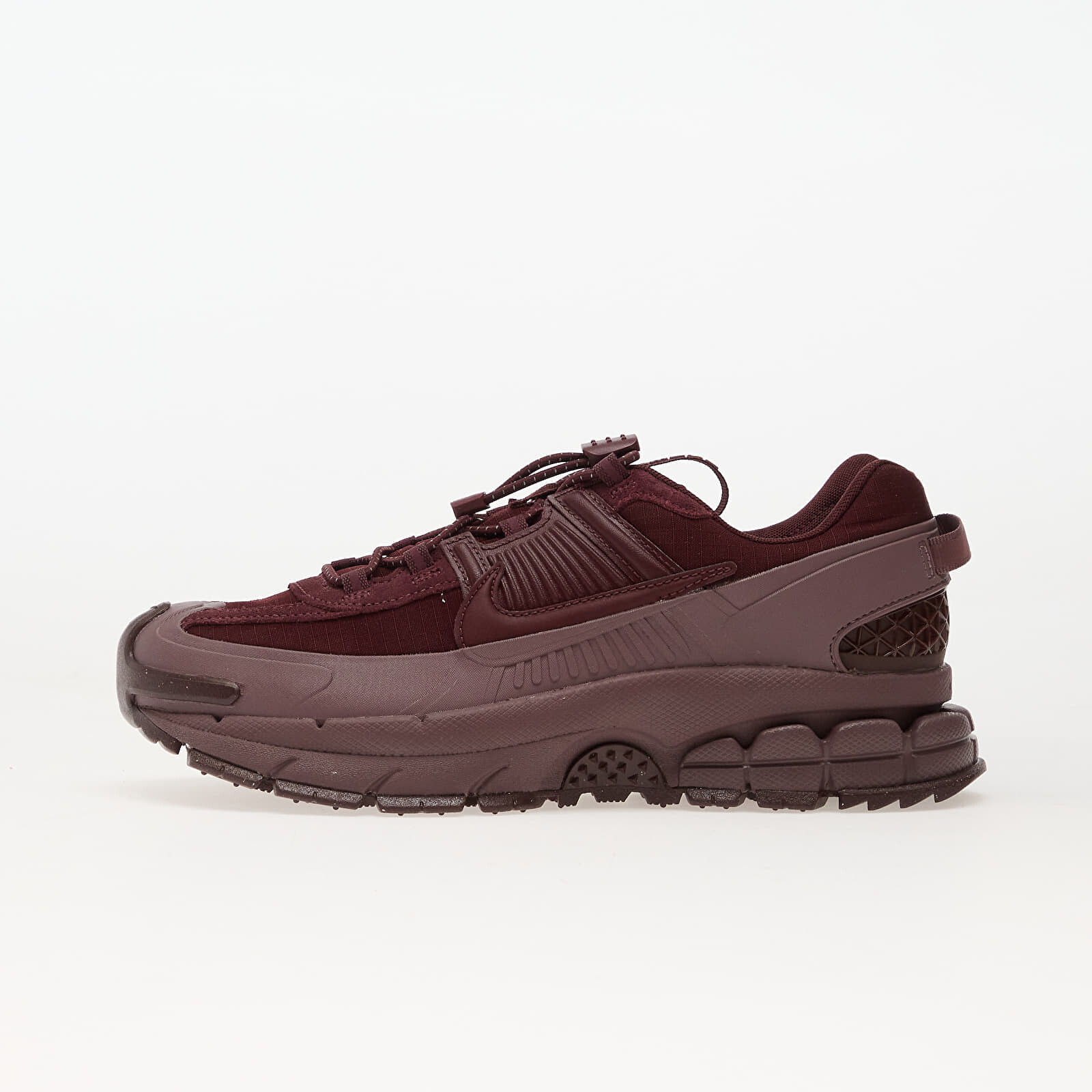 Tenisky Nike Zoom Vomero Roam Tattoo/ Burgundy Crush-Dark Team Red EUR 45