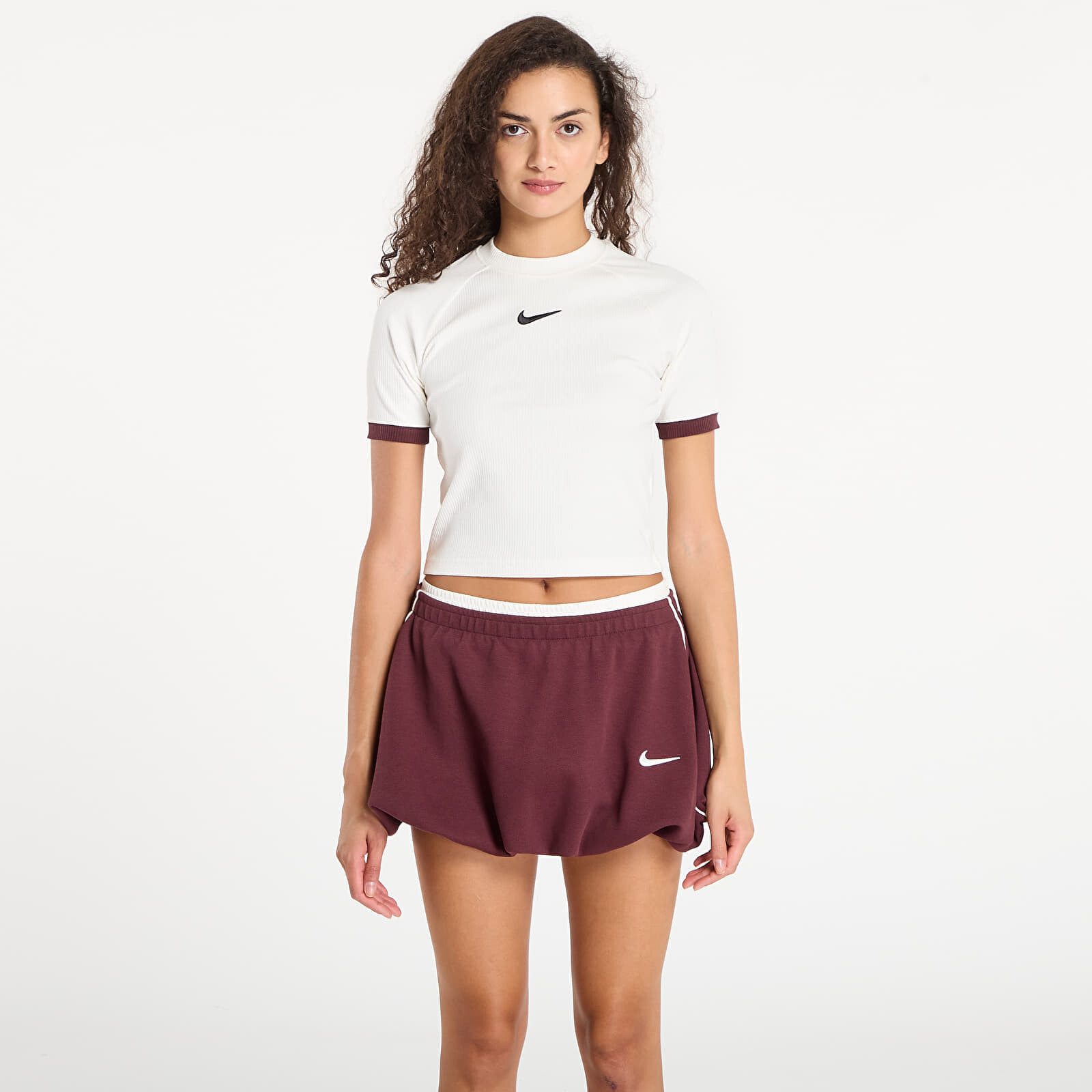 Nike W Ss Fitted Top Sail/ Burgundy Crush S