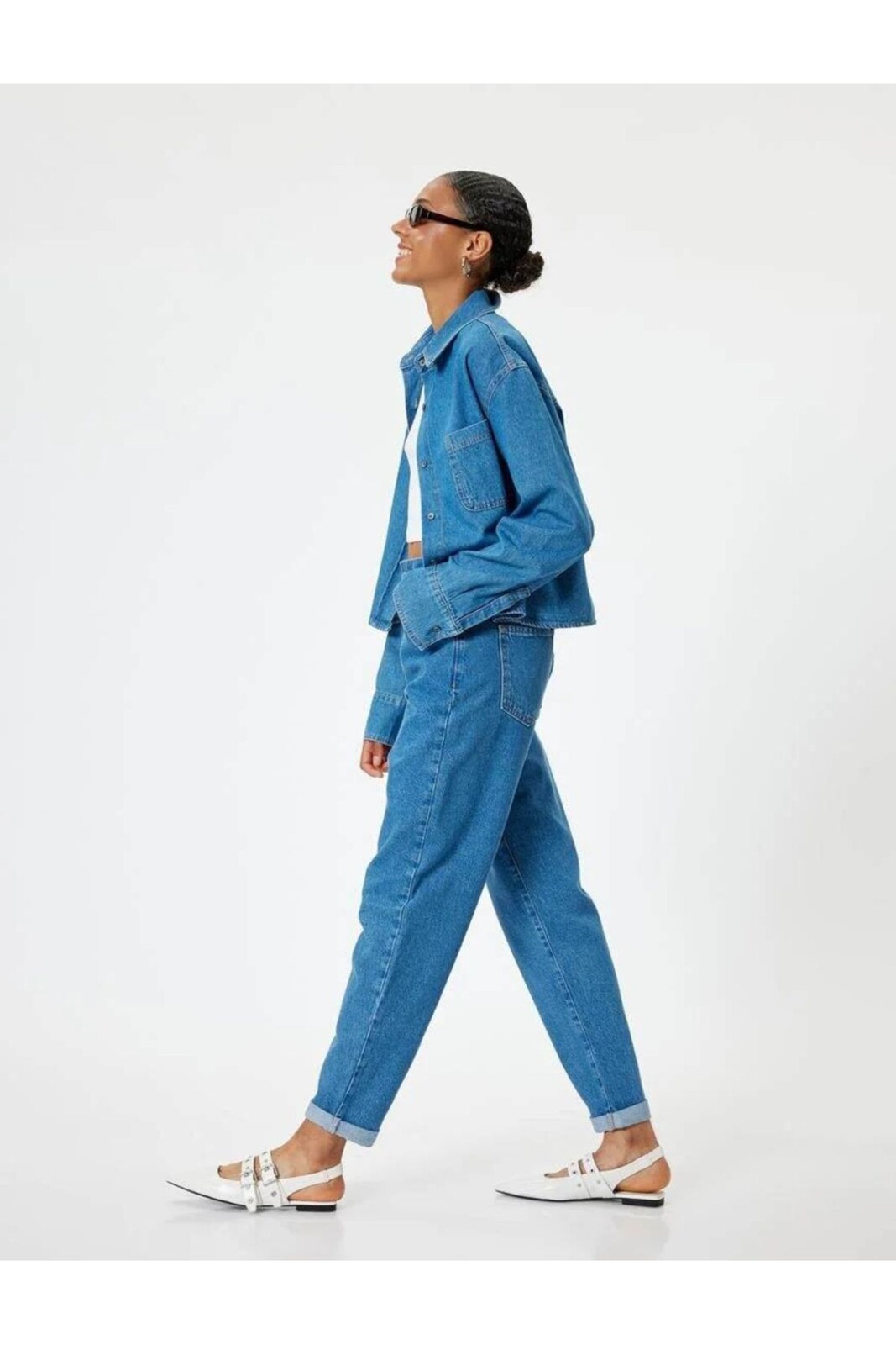 Koton Elastic Waist High Waist Buttoned Mom Jeans