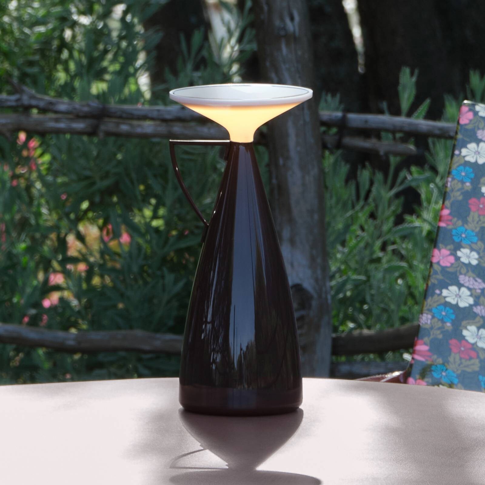 Kartell stolová LED lampa Camomille, tmavočervená, stmievateľné