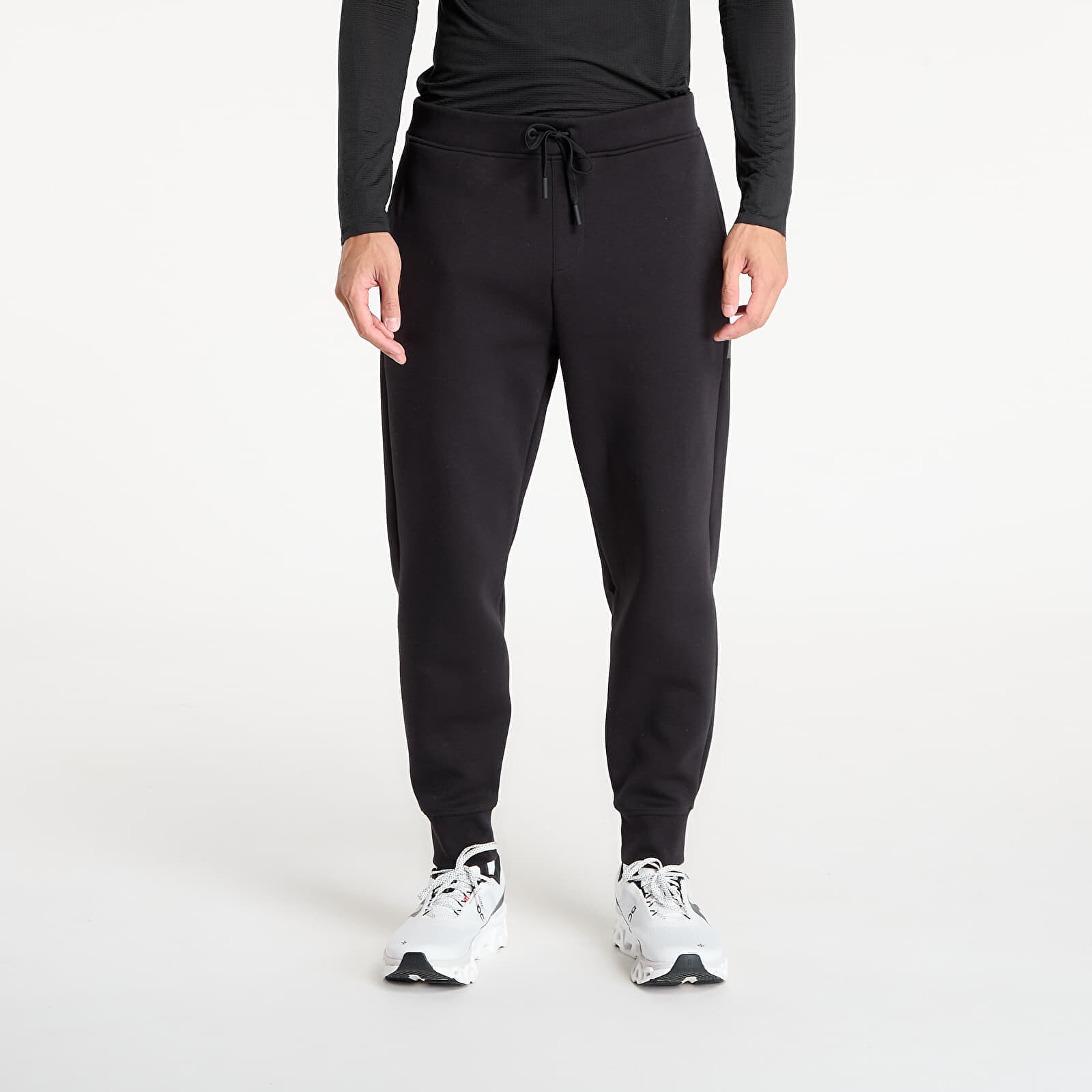 Tepláky On Focus Tech Sweatpants Black XL