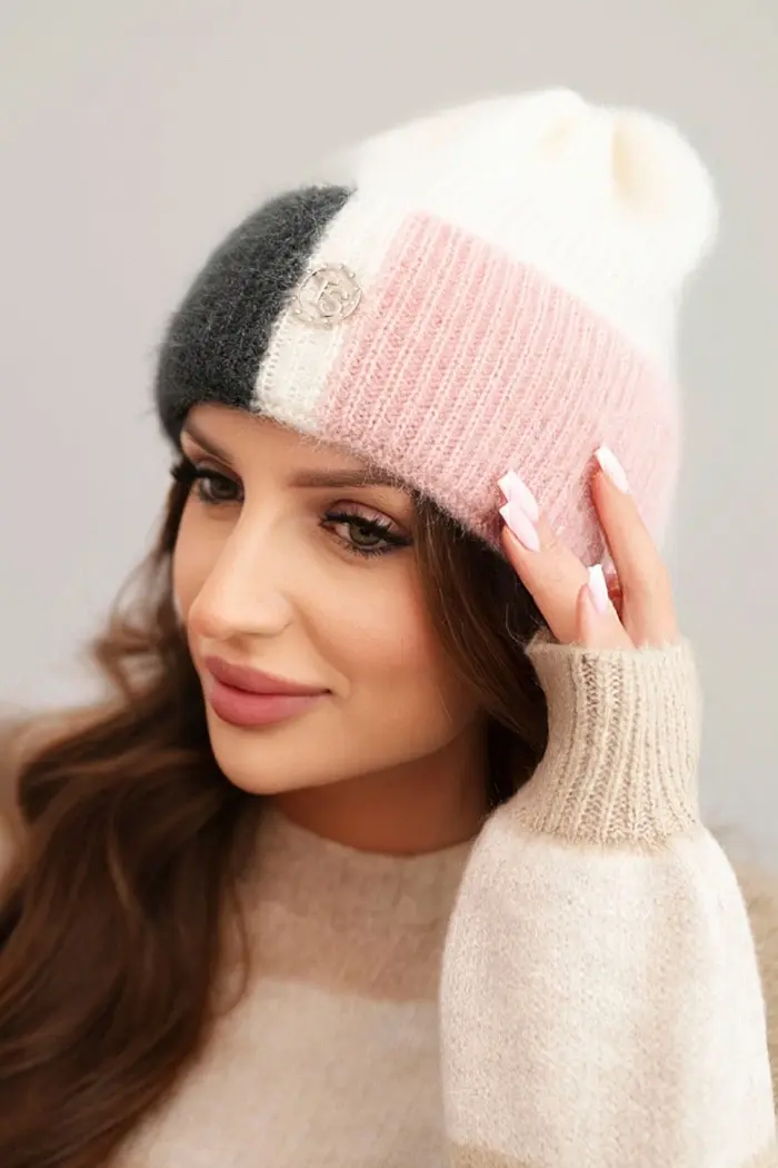 Kesi Dámska čiapka farebná z viskózy s ozdobným gombíkom ecru + grafitový