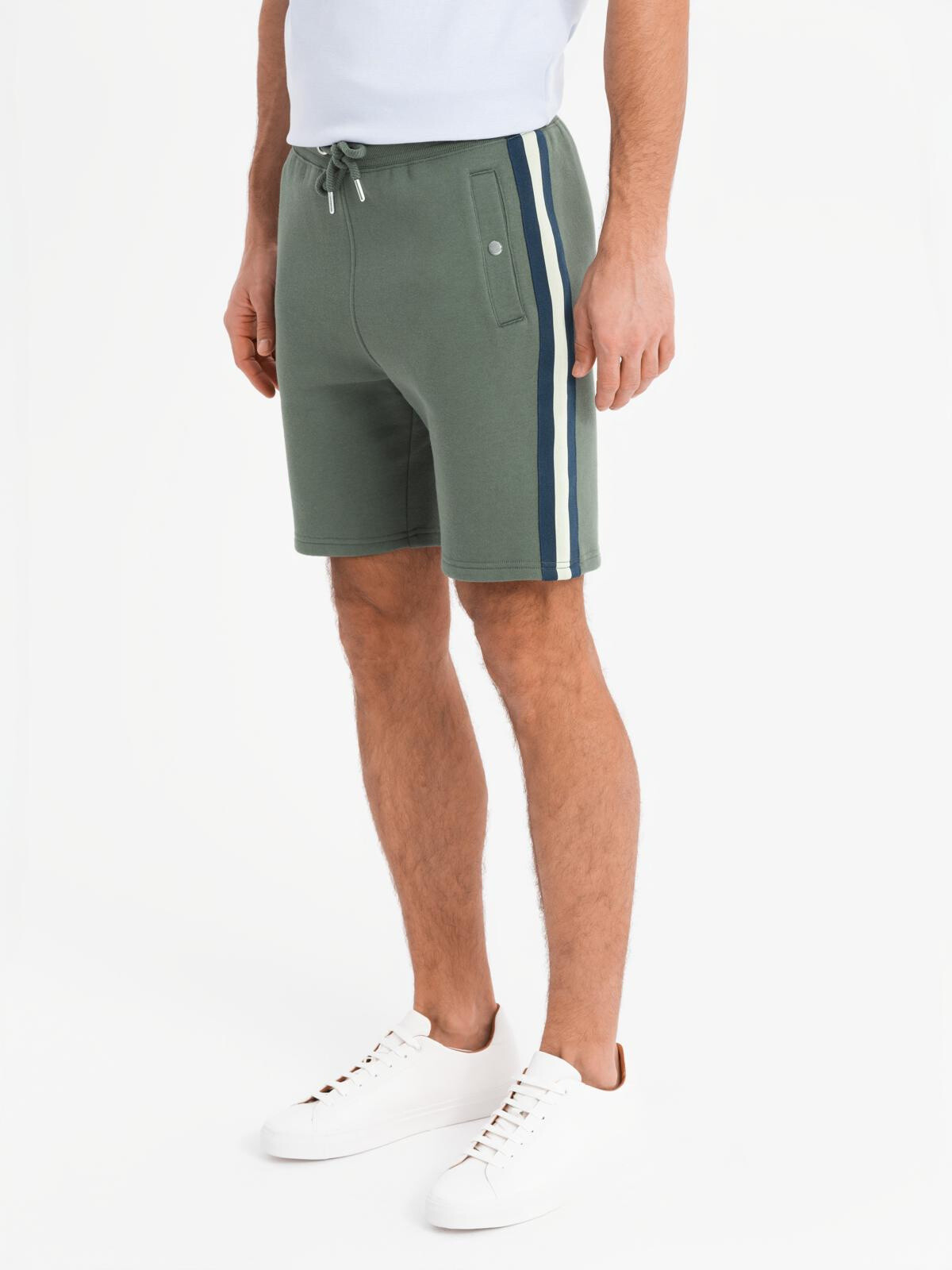 Ombre Men's sweat shorts with piping and drawstring waistband - olive
