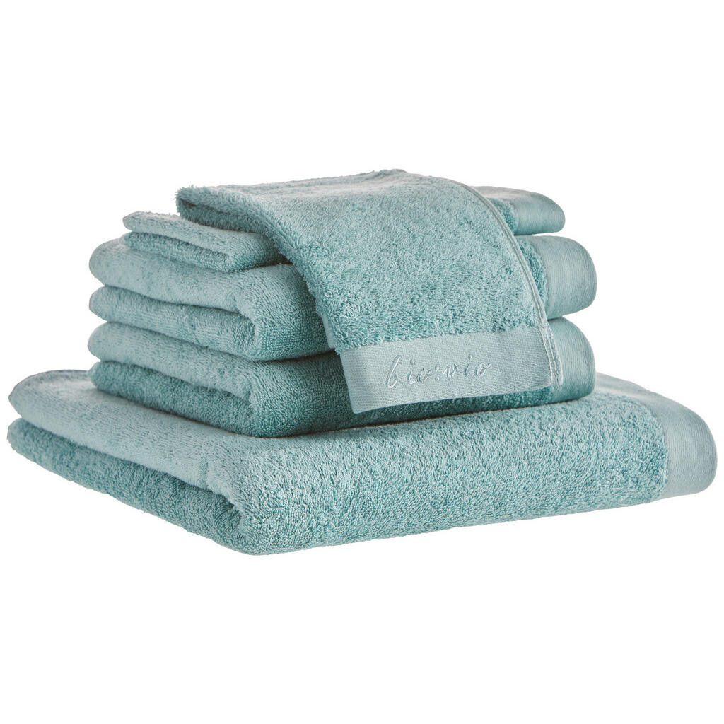 Bio:Vio SADA FROTÉ UTERÁKOV, tyrkysová