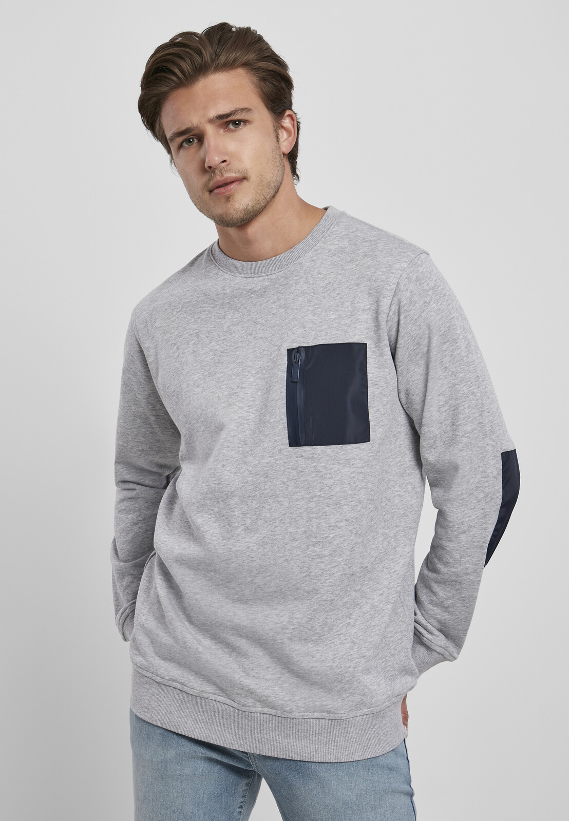 Športový sveter s vreckom