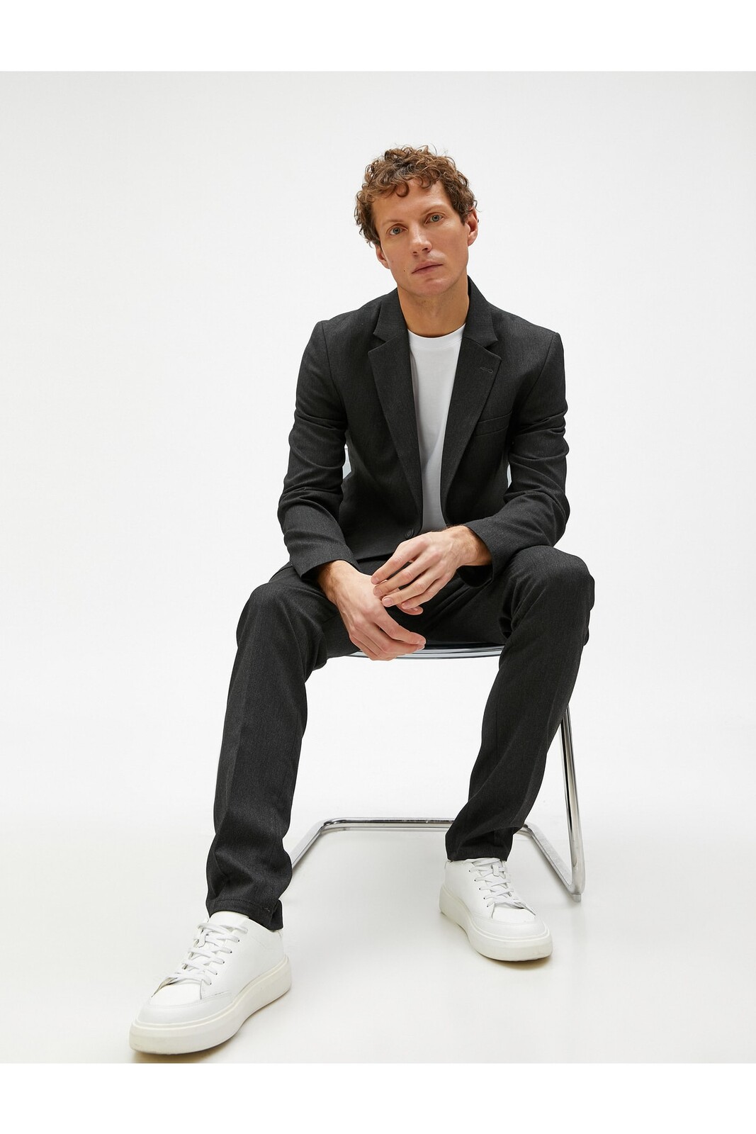 Koton Tkané Nohavice s Gombíkovým Vreckom a Detailmi