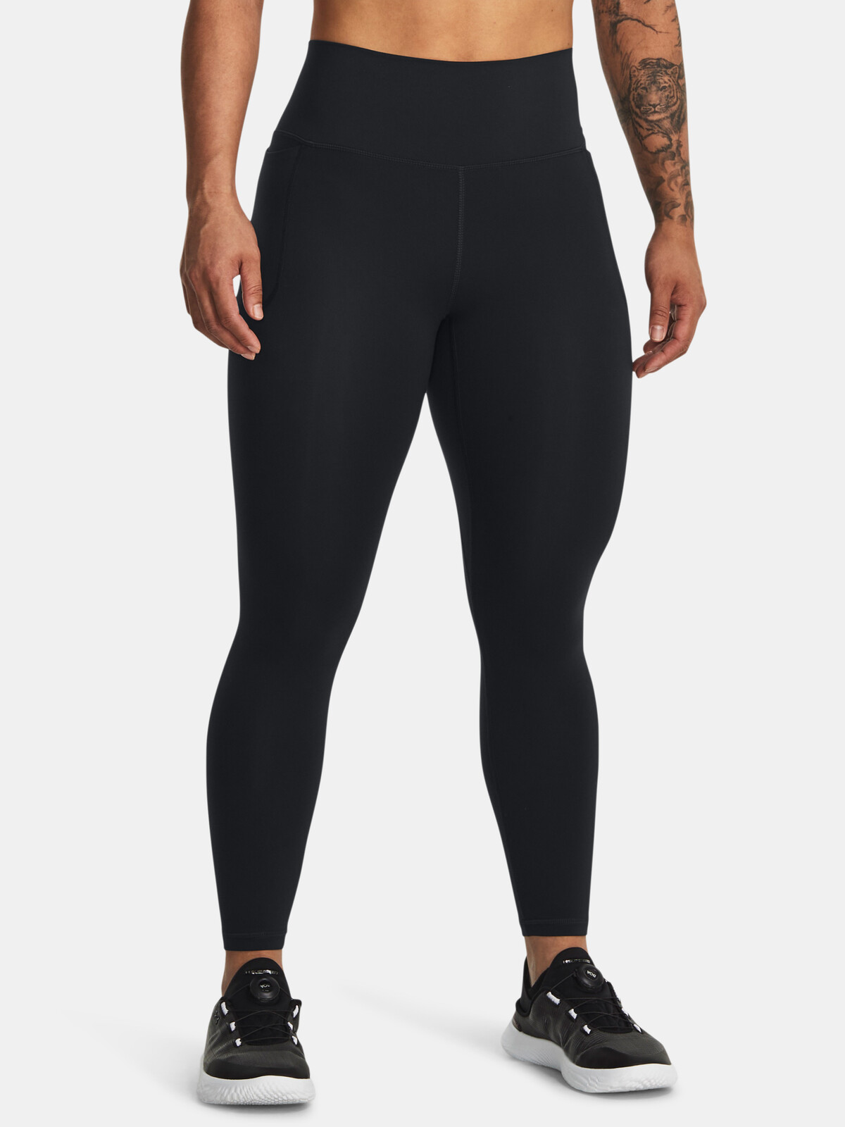 Čierne športové legíny Under Armour Meridian Ankle Leg