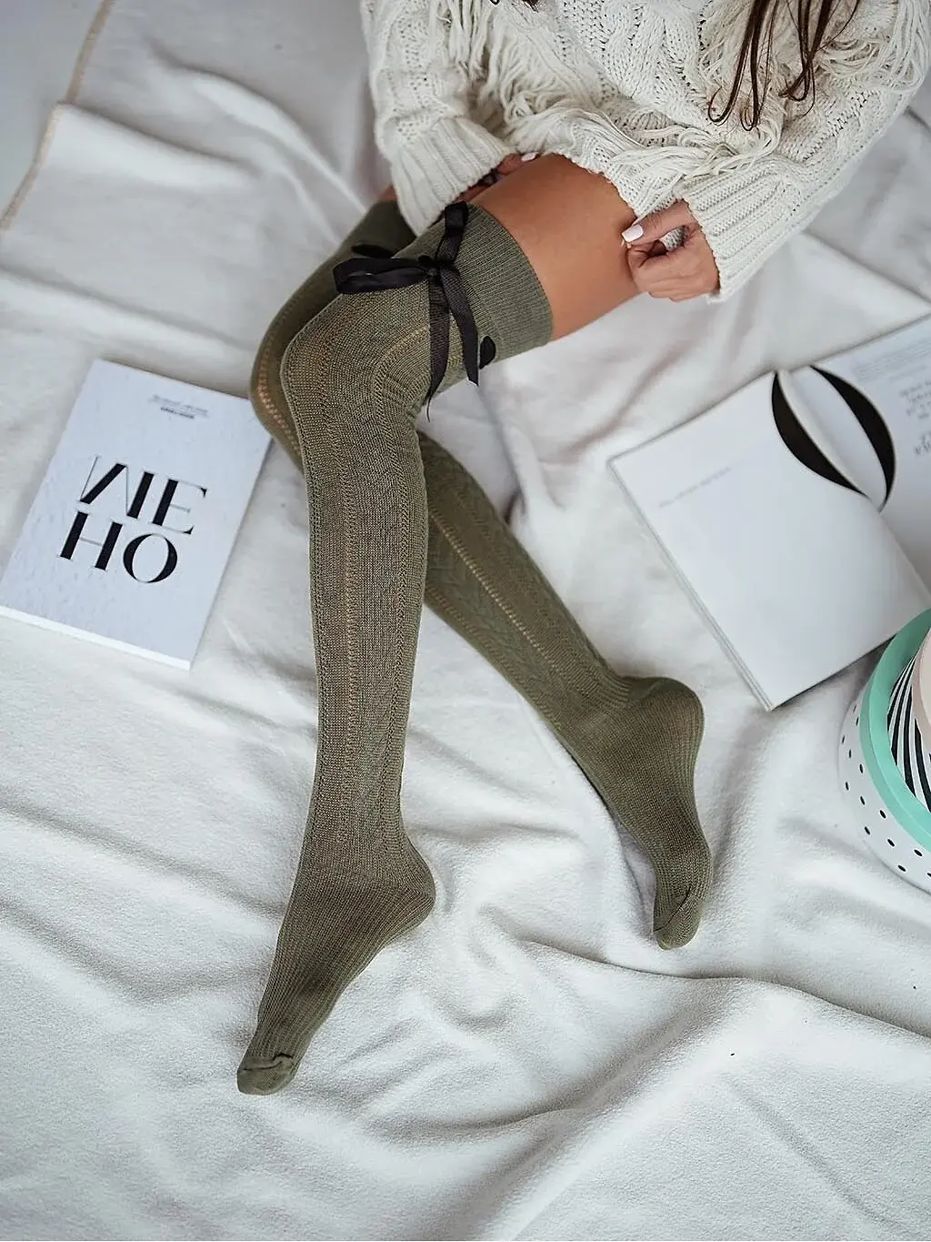 Ponožky Milena 0835-001 Čipkovaná stuha 37-41 hořčice 37-41