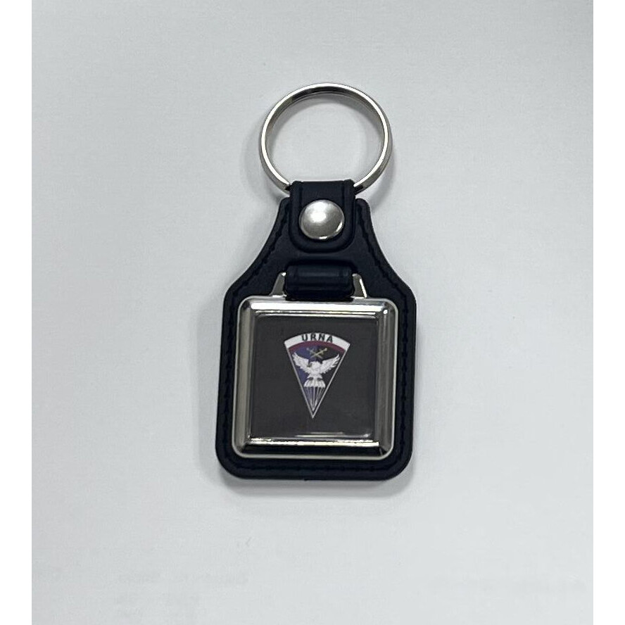 Kľúčenka Striker URNA (Polícia SR) s nápisom - čierna