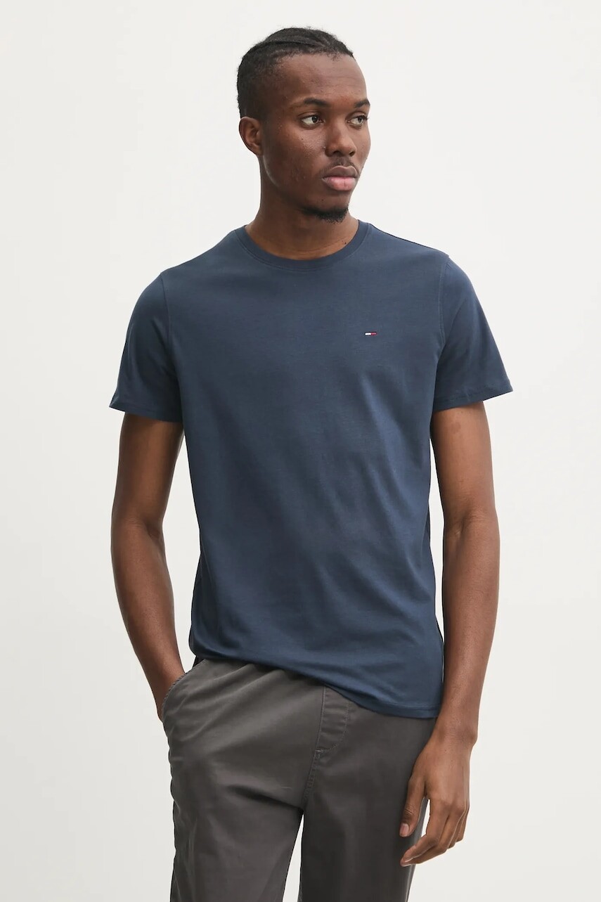Bavlnené tričko Tommy Jeans pánske, tmavomodrá farba, jednofarebné, DM0DM04411