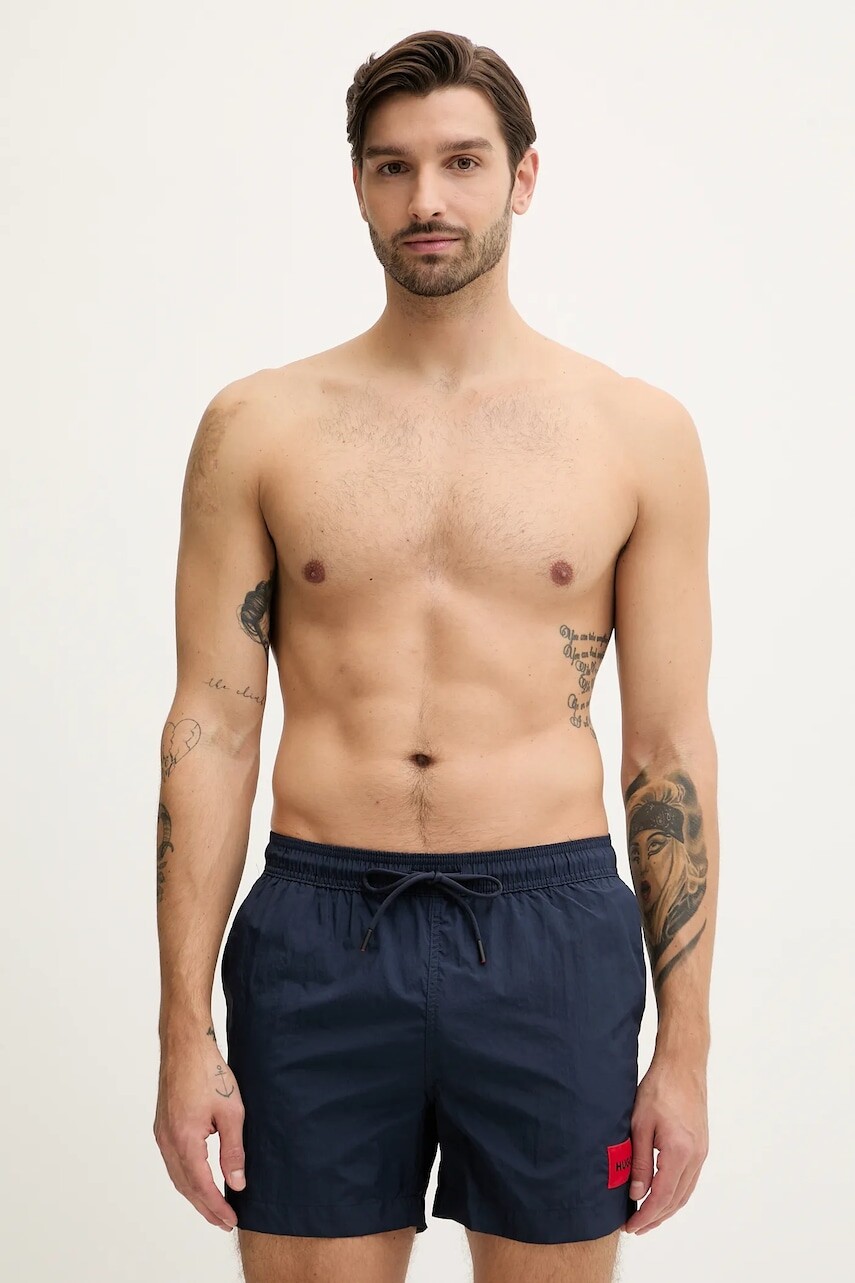 Plavkové šortky HUGO hnedá farba