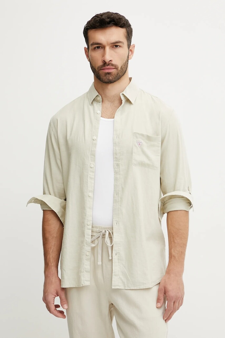 Ľanová košeľa Guess béžová farba, voľný strih, s klasickým golierom