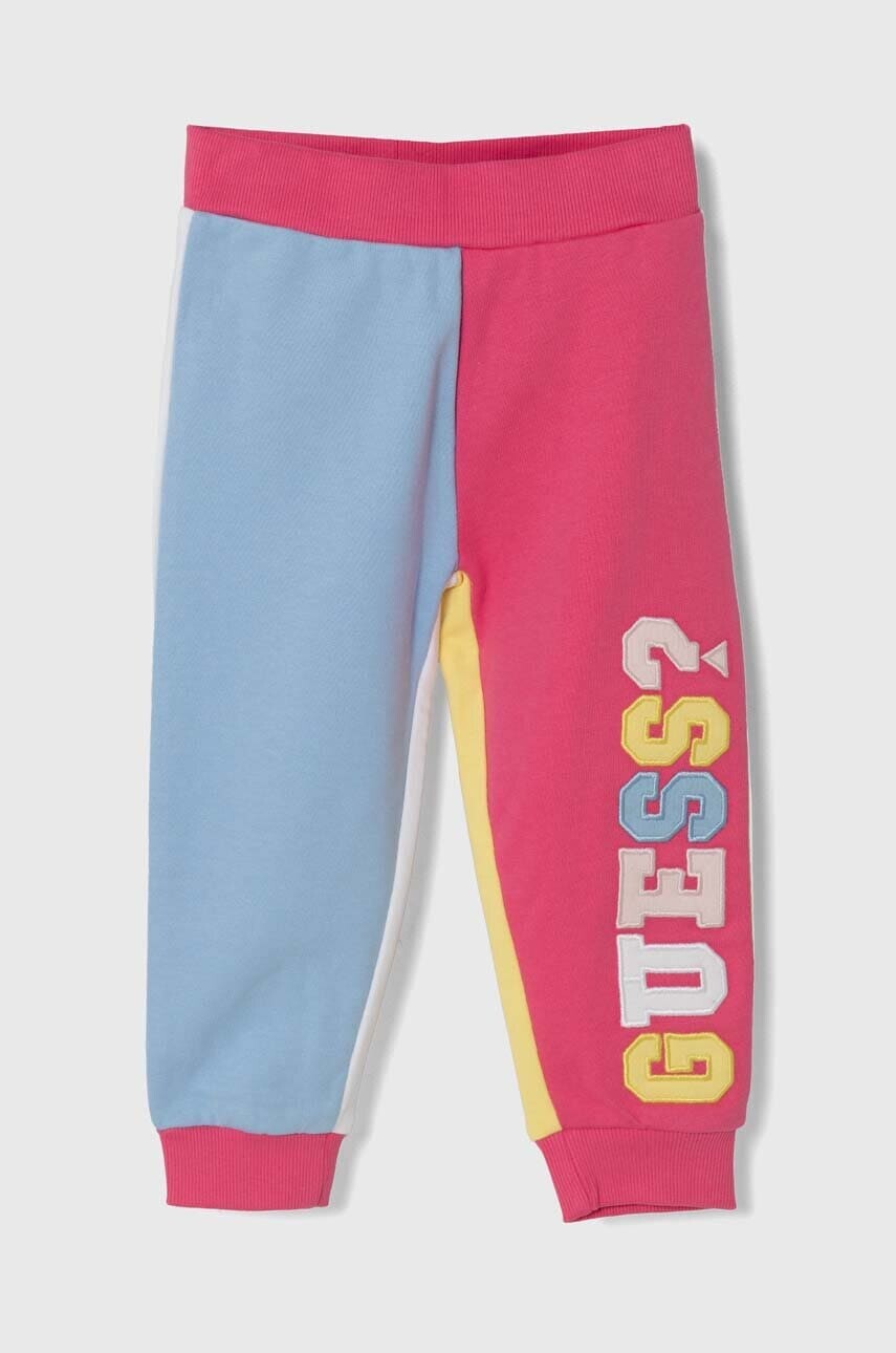 Detské bavlnené tepláky Guess ružová farba, vzorované, K4YQ14 KA6R3