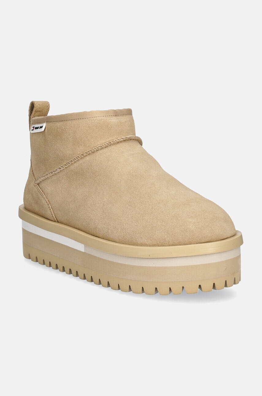 Semišové snehule Tommy Jeans TJW SUEDE FLATFORM BOOT WL béžová farba, EN0EN02599