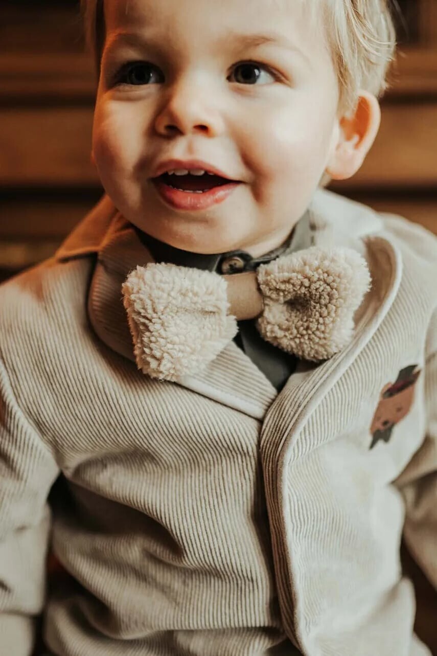 Detský motýlik Donsje Furro Bow Tie béžová farba, 6027000