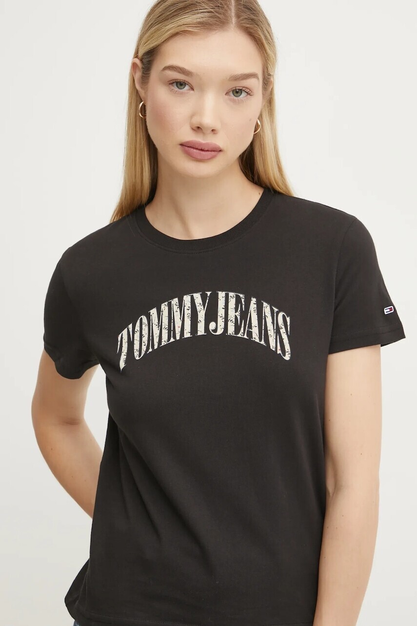 Bavlnené tričko Tommy Jeans dámske, čierna farba, DW0DW20161