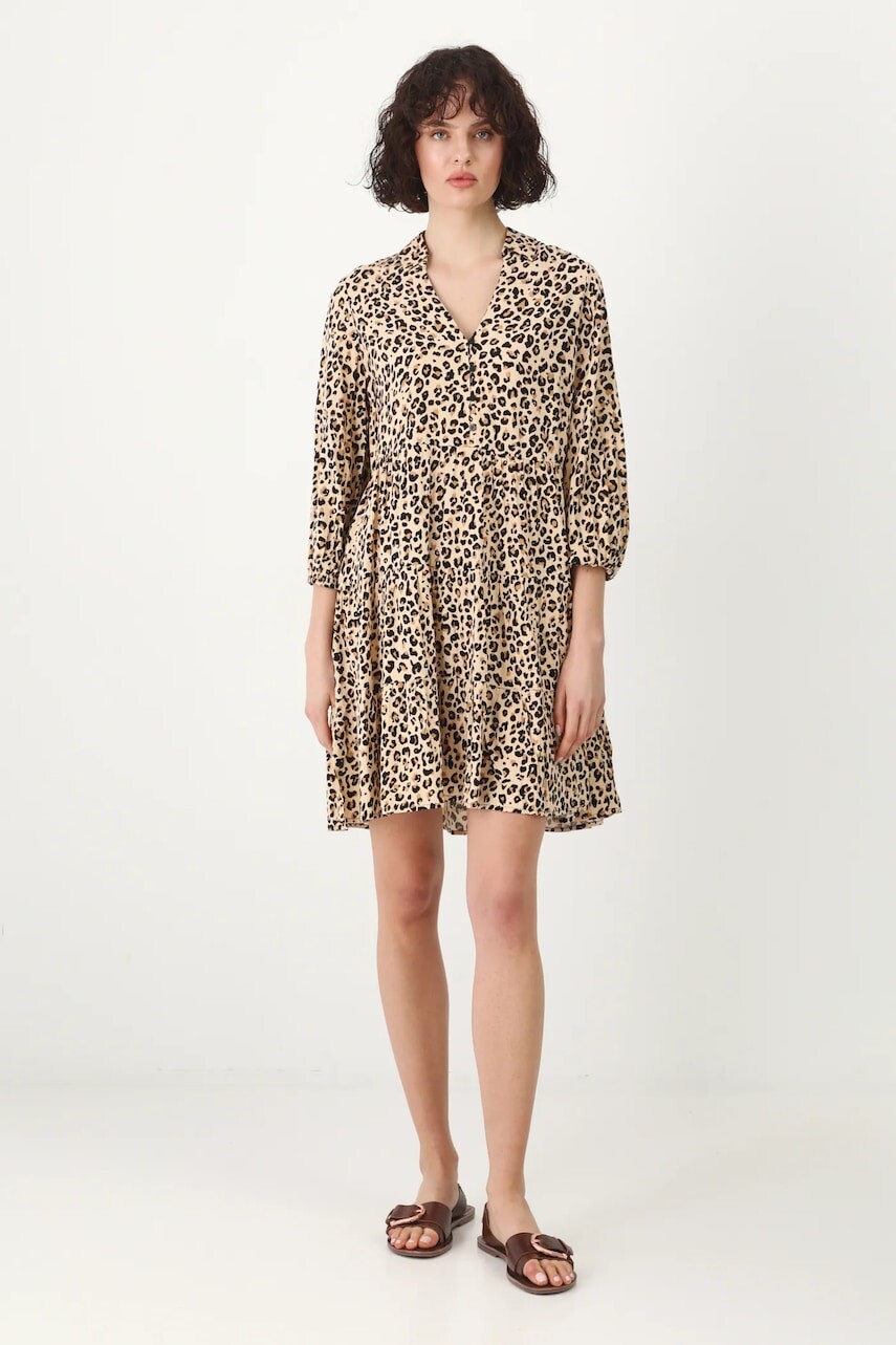 Šaty Medicine béžová farba, mini, oversize