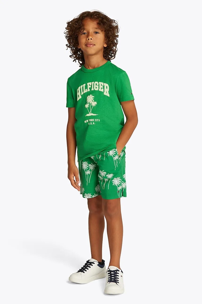 Detské bavlnené tričko Tommy Hilfiger zelená farba, s potlačou, KB0KB09649