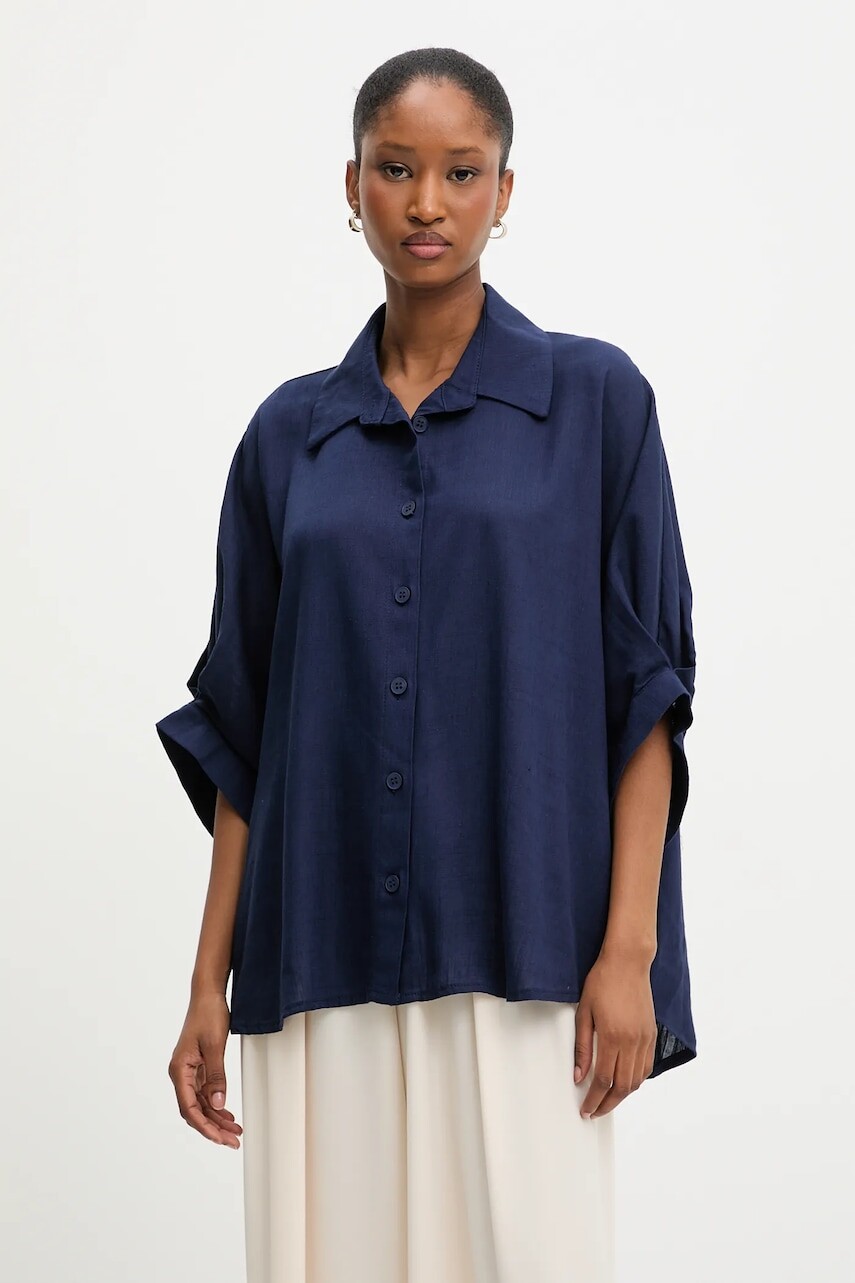Ľanová košeľa Answear.LAB tmavomodrá farba, voľný strih, s klasickým golierom