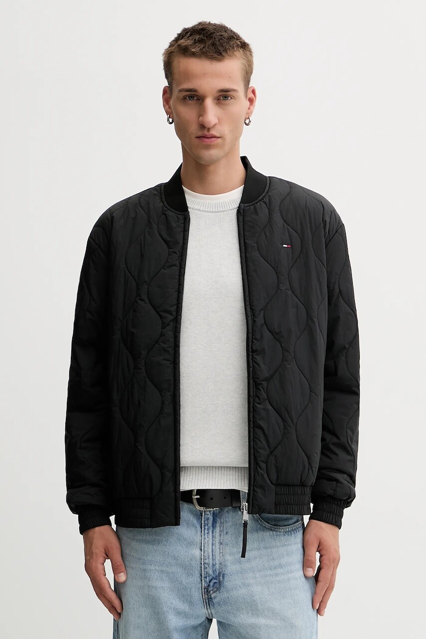 Bunda Tommy Jeans čierna farba, prechodná, DM0DM21685