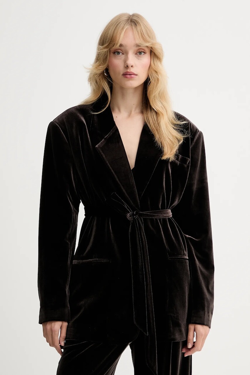 Zamatová bunda Gestuz hnedá farba, jednoradová, jednofarebná, 10910717