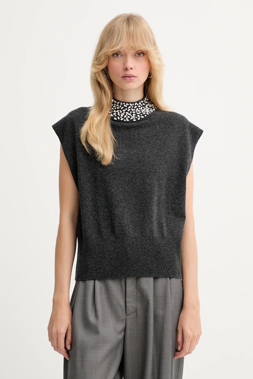 Vlnená vesta Gestuz šedá farba, ľahké, s polorolákom, 10910779