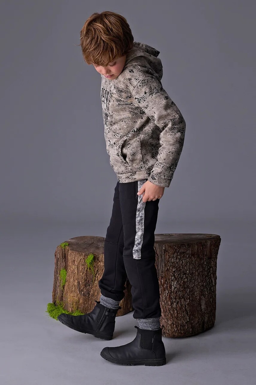 Detské tepláky Mayoral čierna farba, s potlačou, 7565