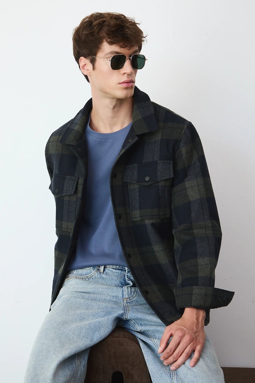 Košeľové sako Medicine zelená farba, prechodná