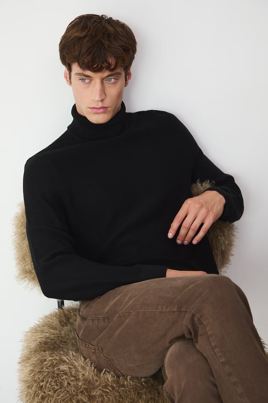 Bavlnený sveter Medicine čierna farba, s rolákom