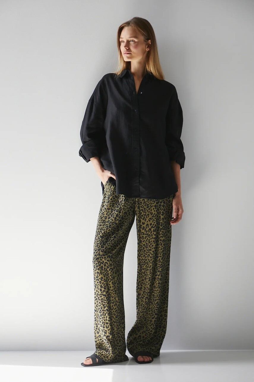 Ľanová košeľa Medicine čierna farba