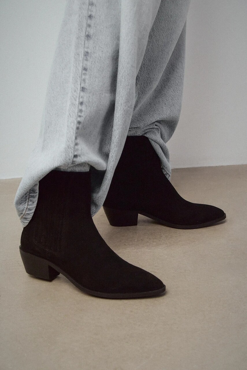 Semišové topánky Medicine čierna farba, na podpätku