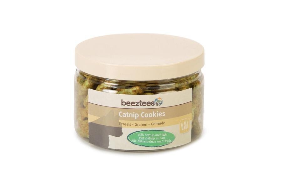 Beeztees Cookies s mačacou mätou a lososom - 55 g