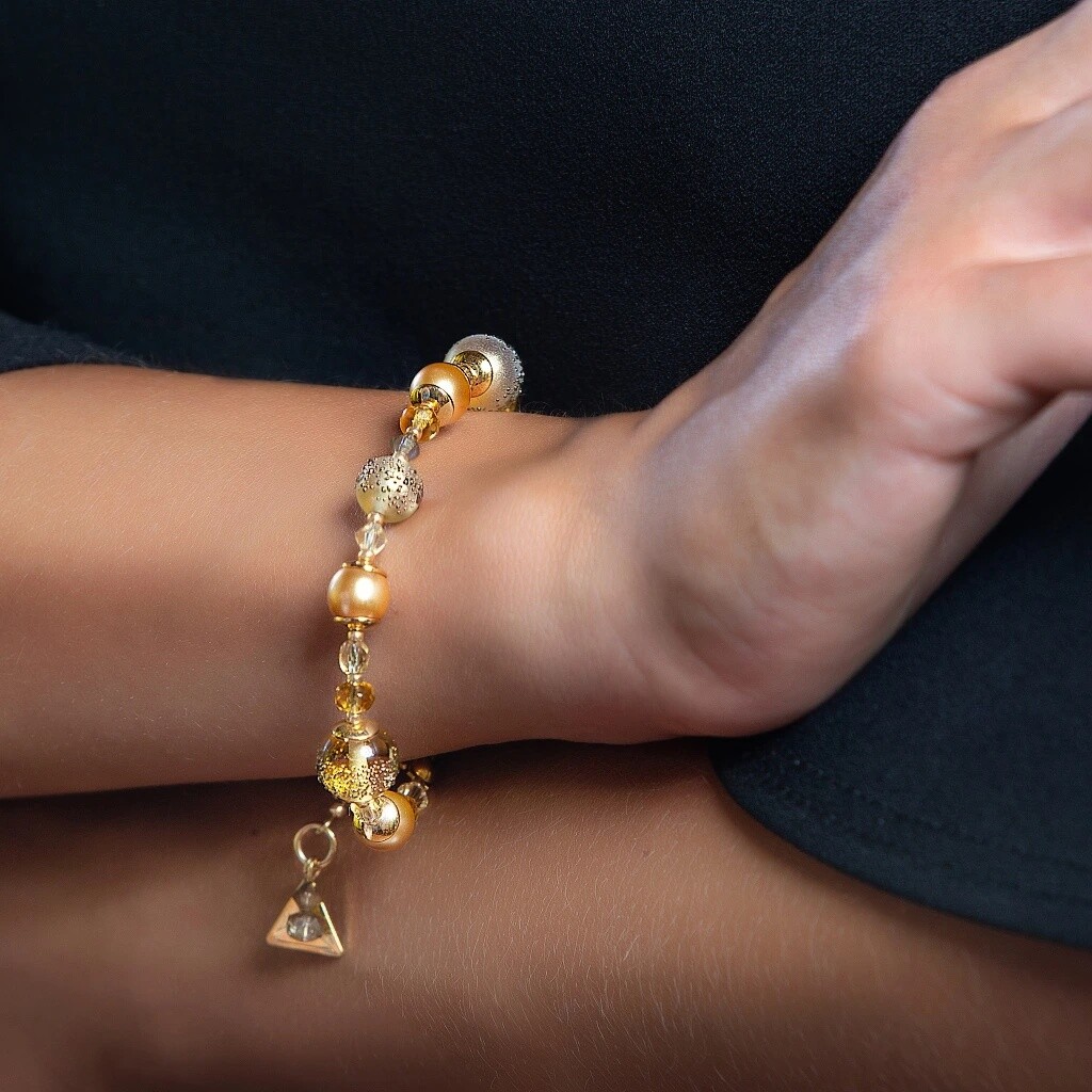 Lampglas Prekrásny náramok Honey Bee z perál Lampglas BDP3