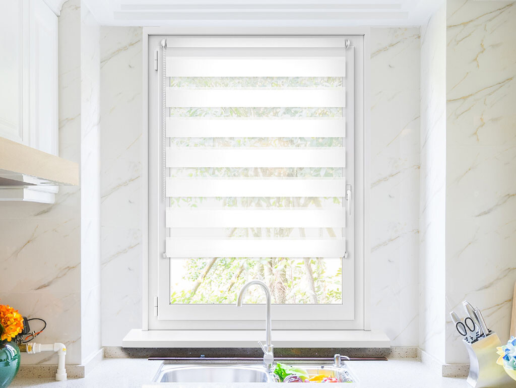 FEXI Roleta Deň a noc, Nature snehobiela, A 020 Šírka rolety: 30 cm, Výška rolety: 150 cm, Strana a farba mechanizmu: Ľavá - Biela